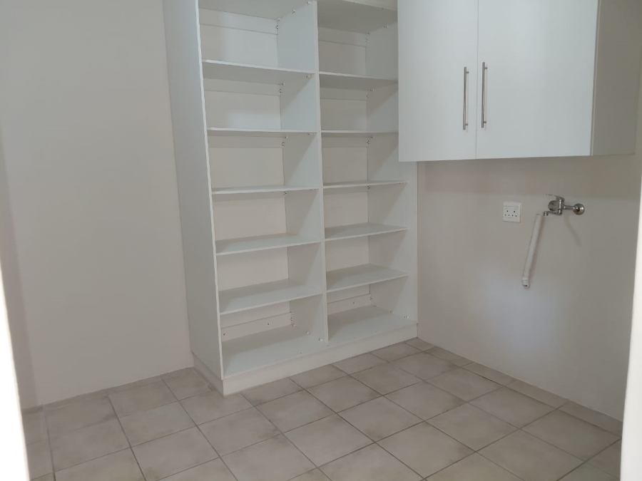 2 Bedroom Property for Sale in Parsonsvlei Eastern Cape